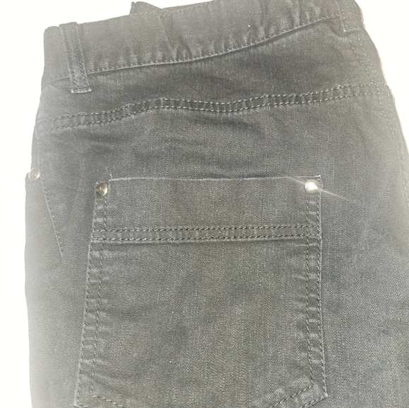 Burberry Jeans - Picture 2 of 8